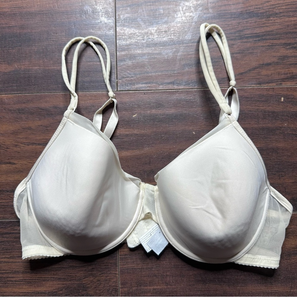 Wacoal 85307 White Sheer Basic Underwire Padded Bra